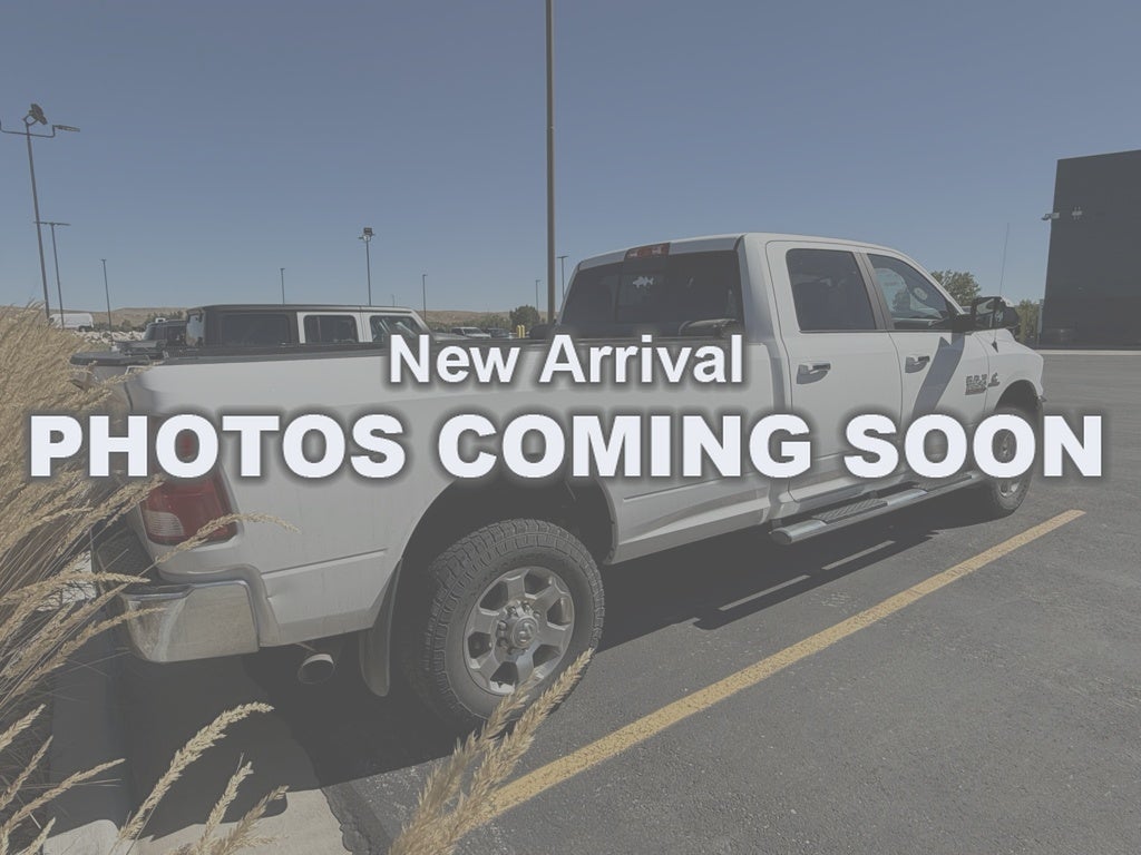 2017 RAM 3500 Big Horn Crew Cab 4x4 8' Box