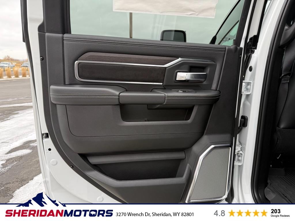 2026 RAM Ram 3500 RAM 3500 LARAMIE CREW CAB 4X4 8' BOX