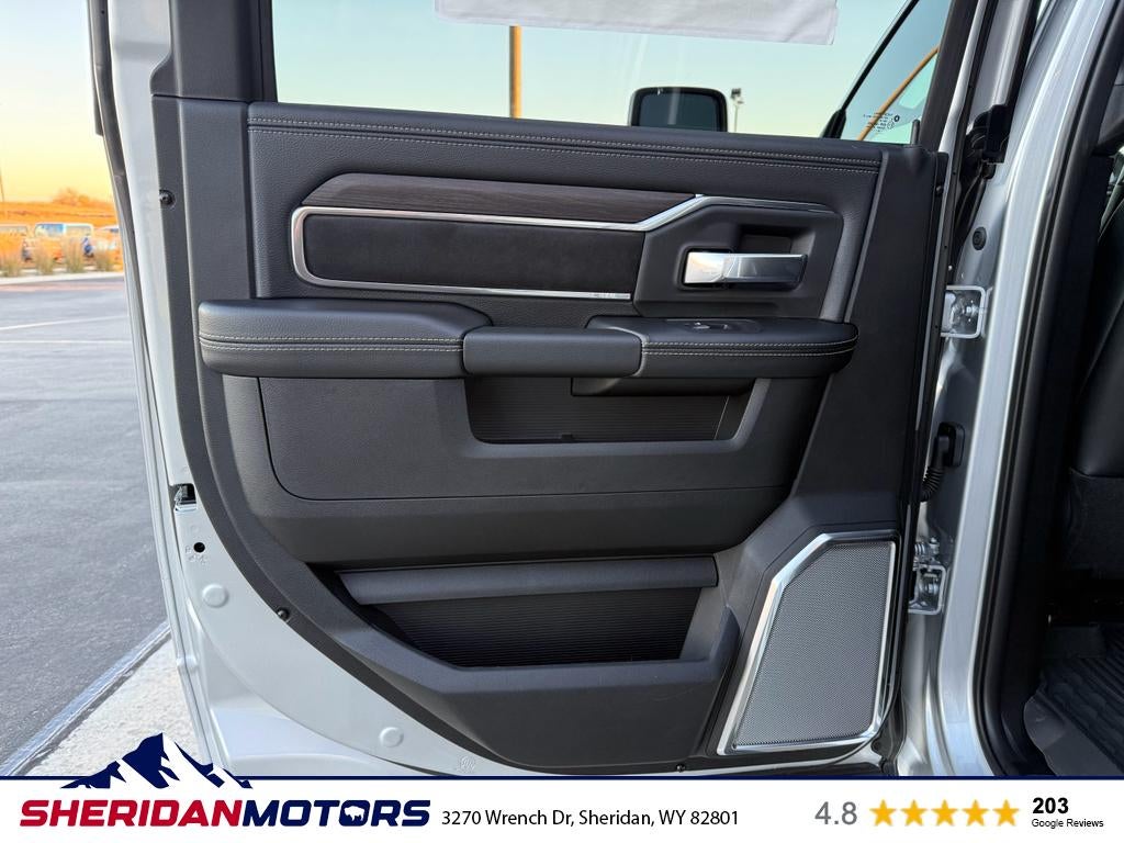 2026 RAM Ram 3500 RAM 3500 LARAMIE CREW CAB 4X4 8' BOX