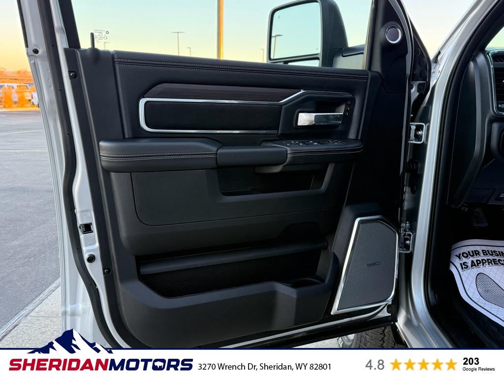 2026 RAM Ram 3500 RAM 3500 LARAMIE CREW CAB 4X4 8' BOX