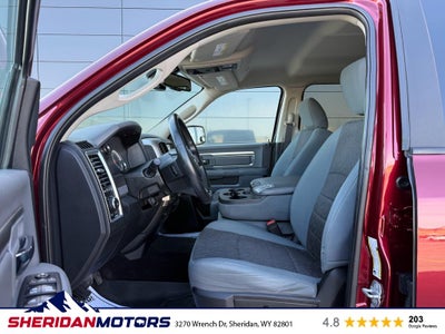 2017 RAM 1500 Big Horn Crew Cab 4x4 5'7' Box