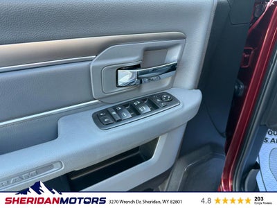2017 RAM 1500 Big Horn Crew Cab 4x4 5'7' Box