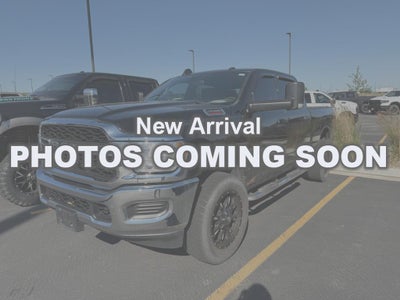 2022 RAM 2500 Tradesman Crew Cab 4x4 6'4' Box