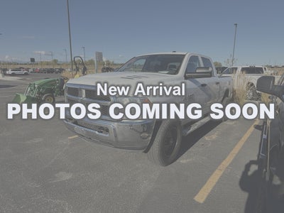 2017 RAM 2500 Tradesman Crew Cab 4x4 6'4' Box