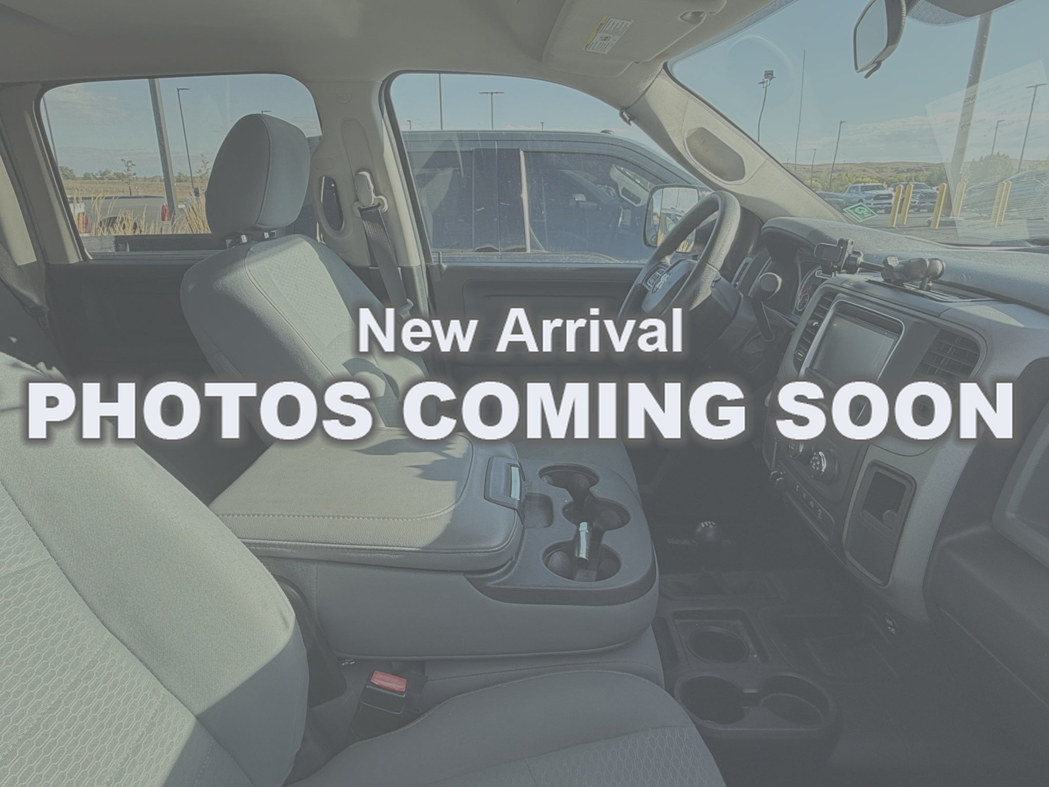 2017 RAM 2500 Tradesman Crew Cab 4x4 6'4' Box