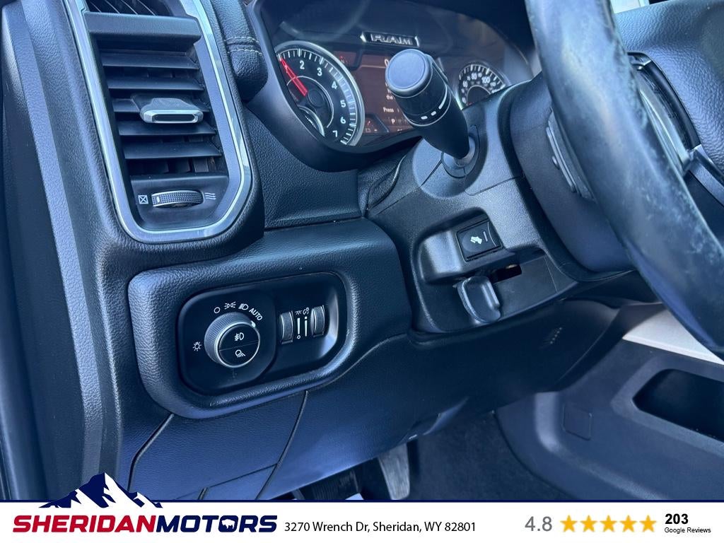 2019 RAM 2500 Laramie Crew Cab 4x4 6'4' Box