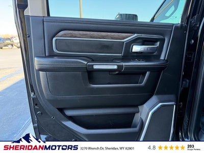 2019 RAM 2500 Laramie Crew Cab 4x4 6'4' Box