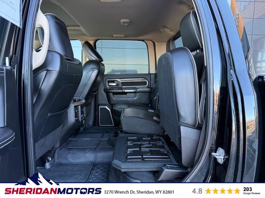 2019 RAM 2500 Laramie Crew Cab 4x4 6'4' Box