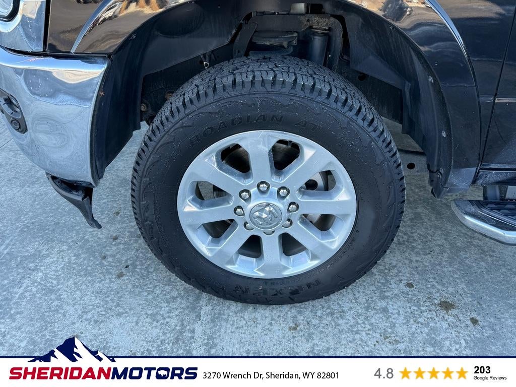 2019 RAM 2500 Laramie Crew Cab 4x4 6'4' Box