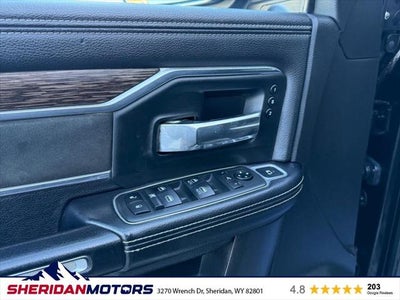 2019 RAM 2500 Laramie Crew Cab 4x4 6'4' Box
