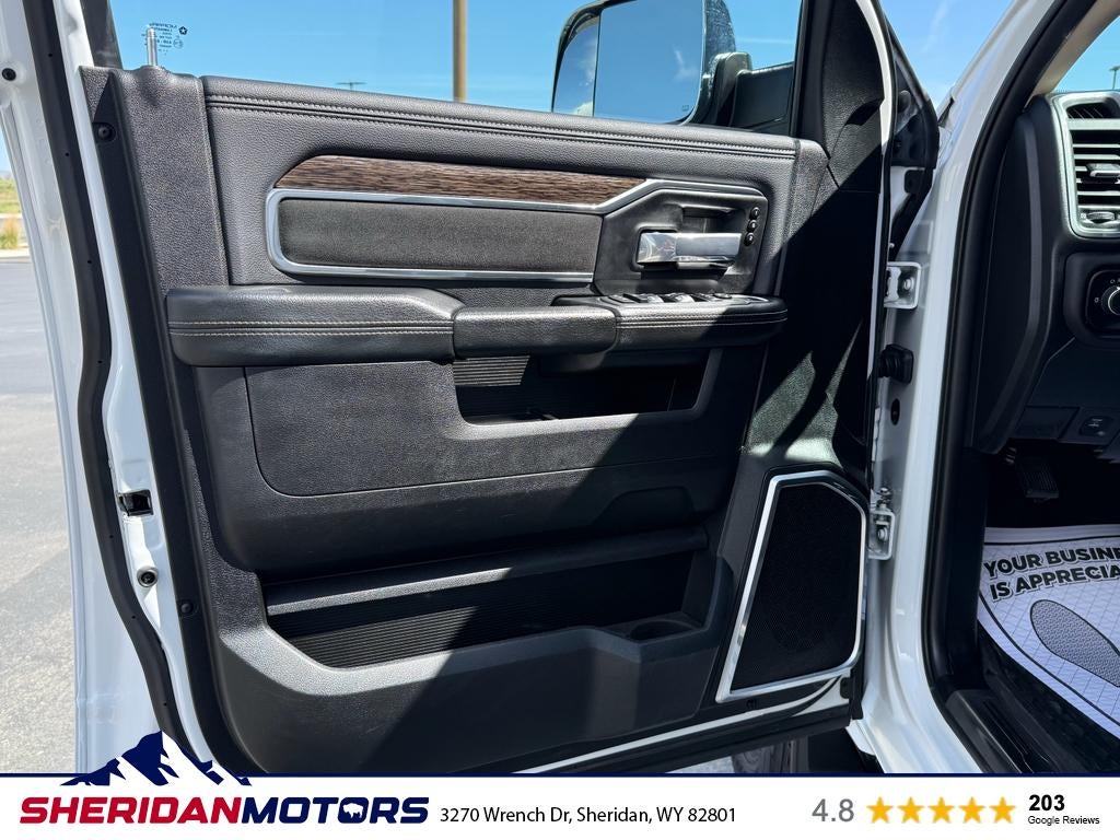 2021 RAM 2500 Laramie Crew Cab 4x4 6'4' Box
