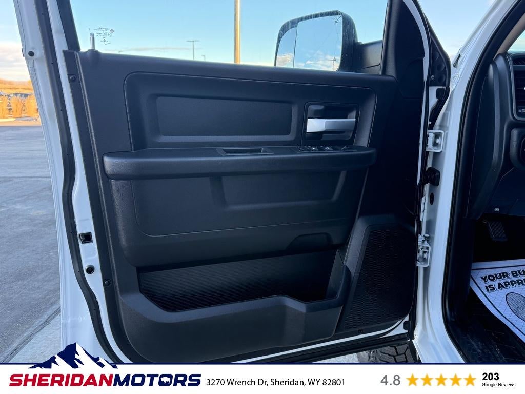 2019 RAM 2500 Tradesman Crew Cab 4x4 8' Box