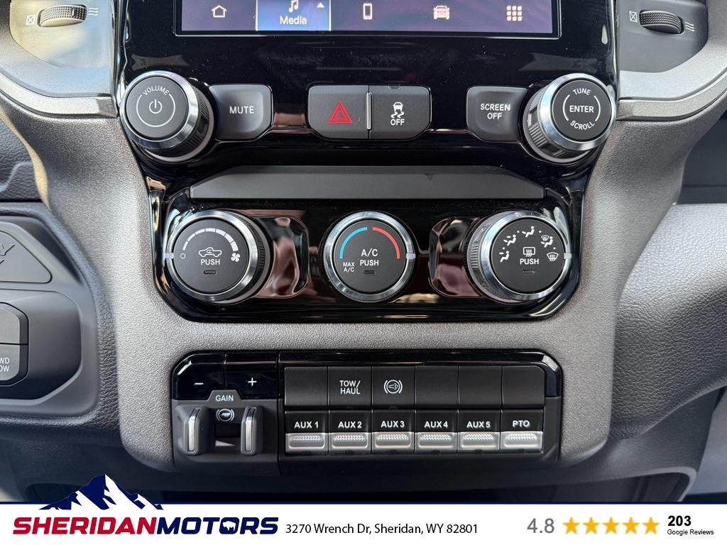 2025 RAM Ram 5500 Chassis Cab RAM 5500 TRADESMAN CHASSIS CREW CAB 4X4 84' CA