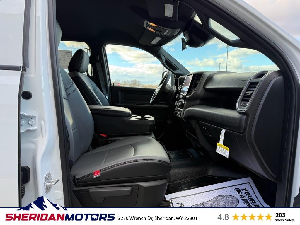 2025 RAM Ram 5500 Chassis Cab RAM 5500 TRADESMAN CHASSIS CREW CAB 4X4 84' CA