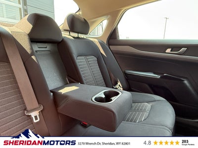 2025 Kia K5 LXS